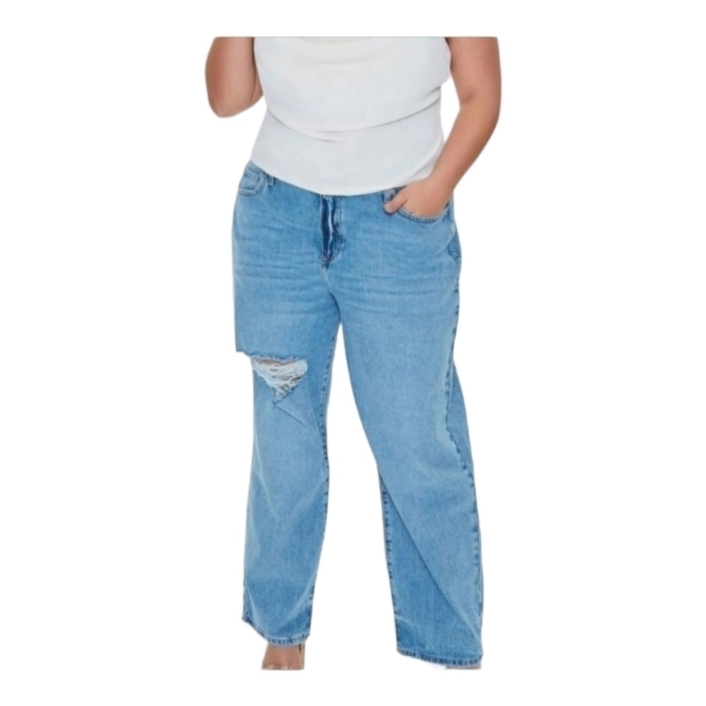 Forever 21; Women's Medium Denim Plus Size 90s-Fit High-Rise Jeans Sz 18